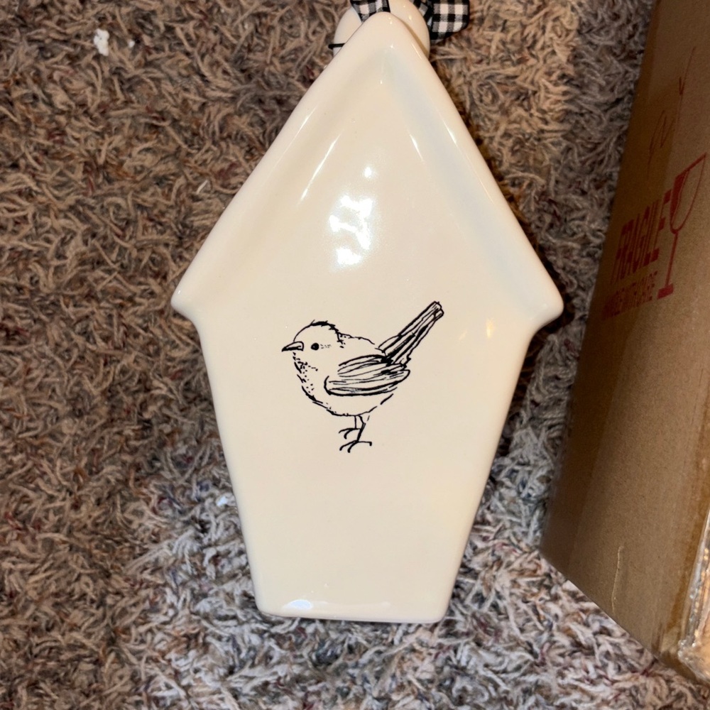 Rae Dunn FLY birdhouse - Picture 2 of 4